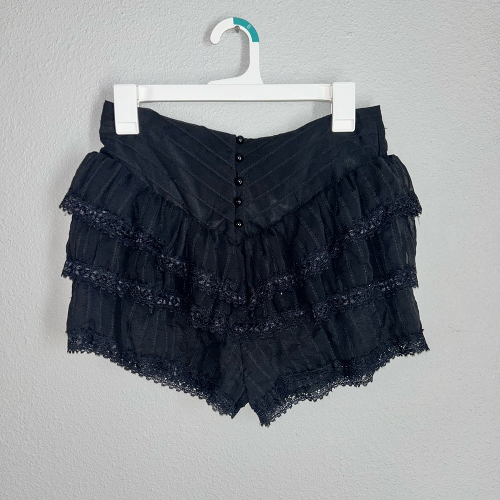 Black layered skort!